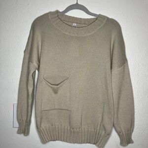 Cozy Taupe Knit Sweater with Front Pocket | Size M 🧶🤎